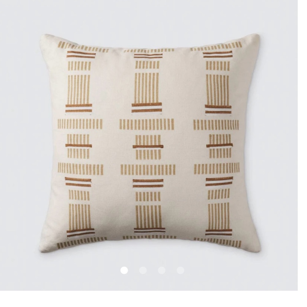 The Citizenry 100% Linen Mantar Pillow Cover in Latte